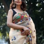 Flight Of The Bird Muslin Saree