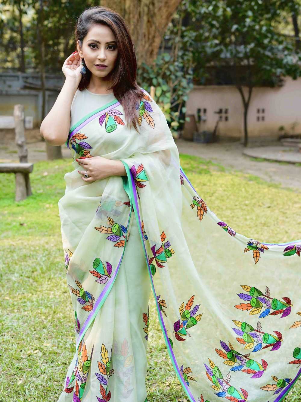 Green Rose Muslin Saree - Image 2