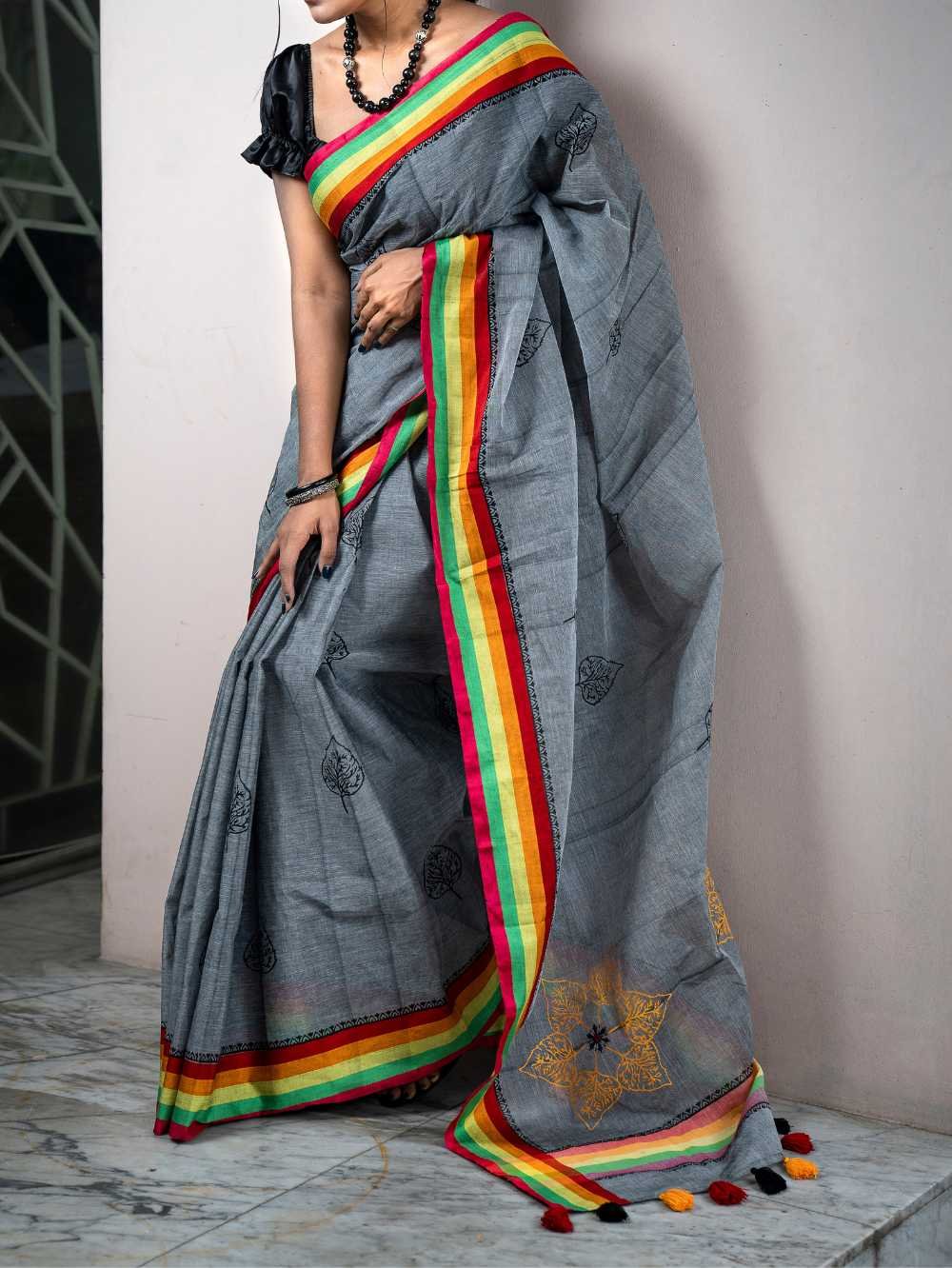 Black on Gray Leaf Saree - Image 2