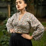 In the garden crop top
