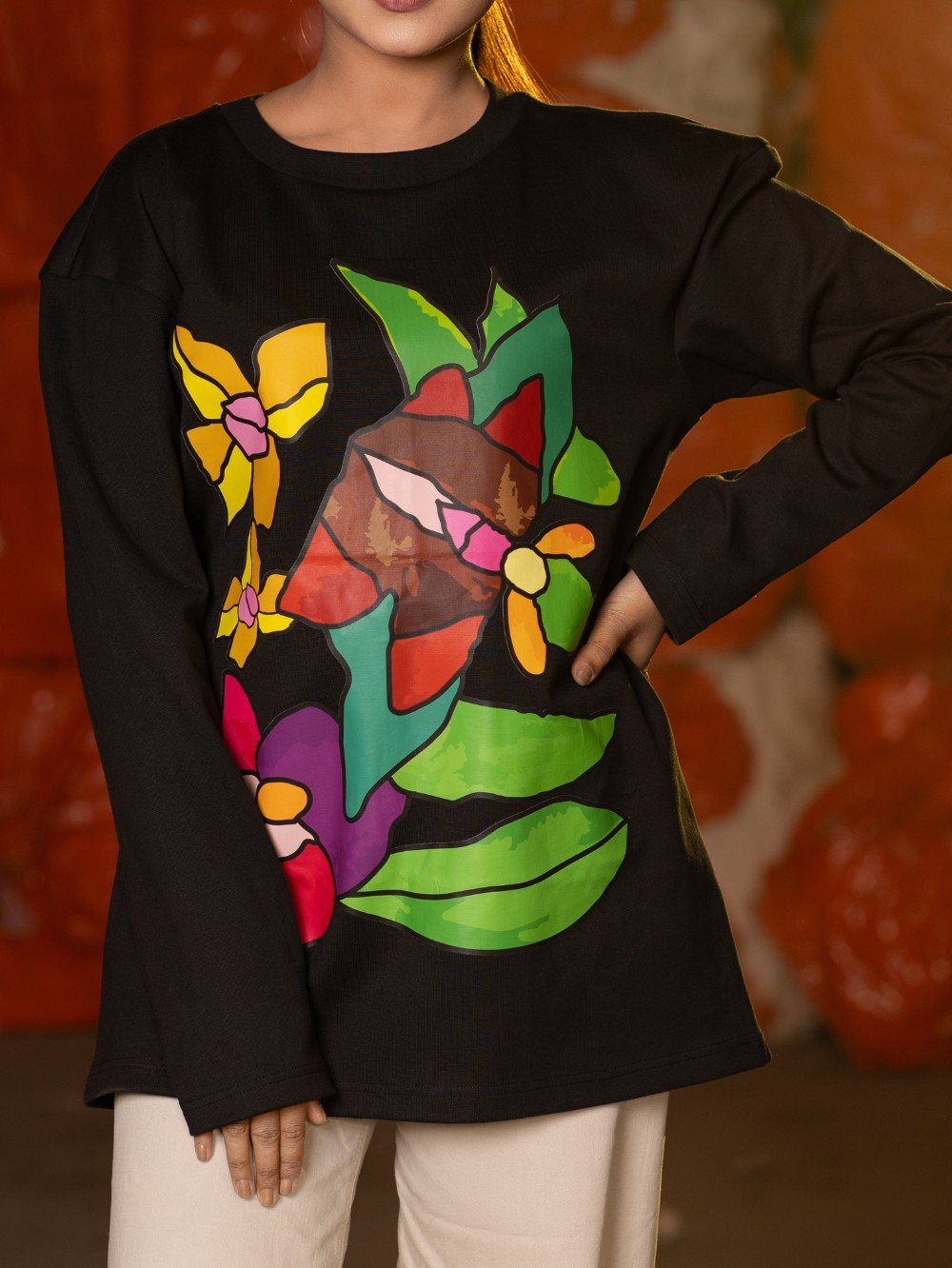 Projapotir Dana Sweatshirt - Image 3