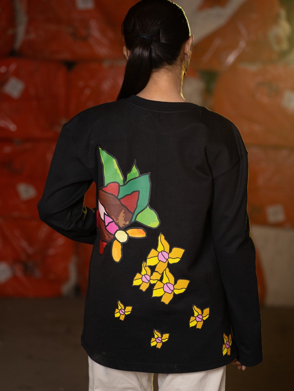 Projapotir Dana Sweatshirt - Image 4