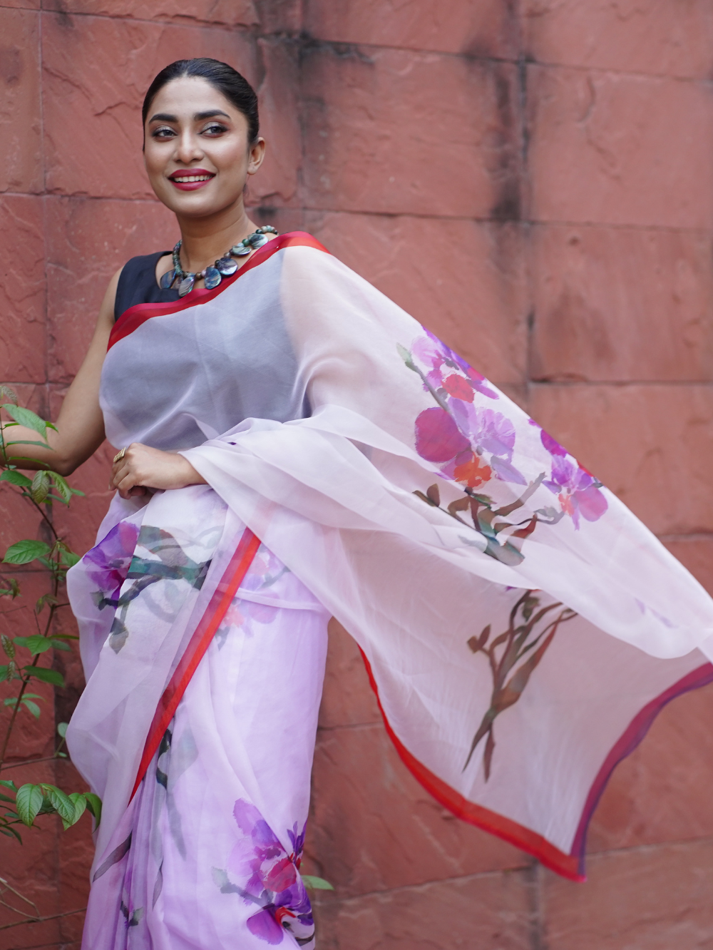 Lavender in white - Image 2