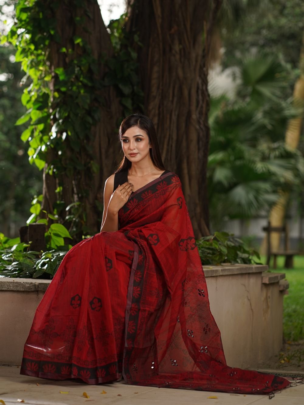 Royalty Saree - Image 3