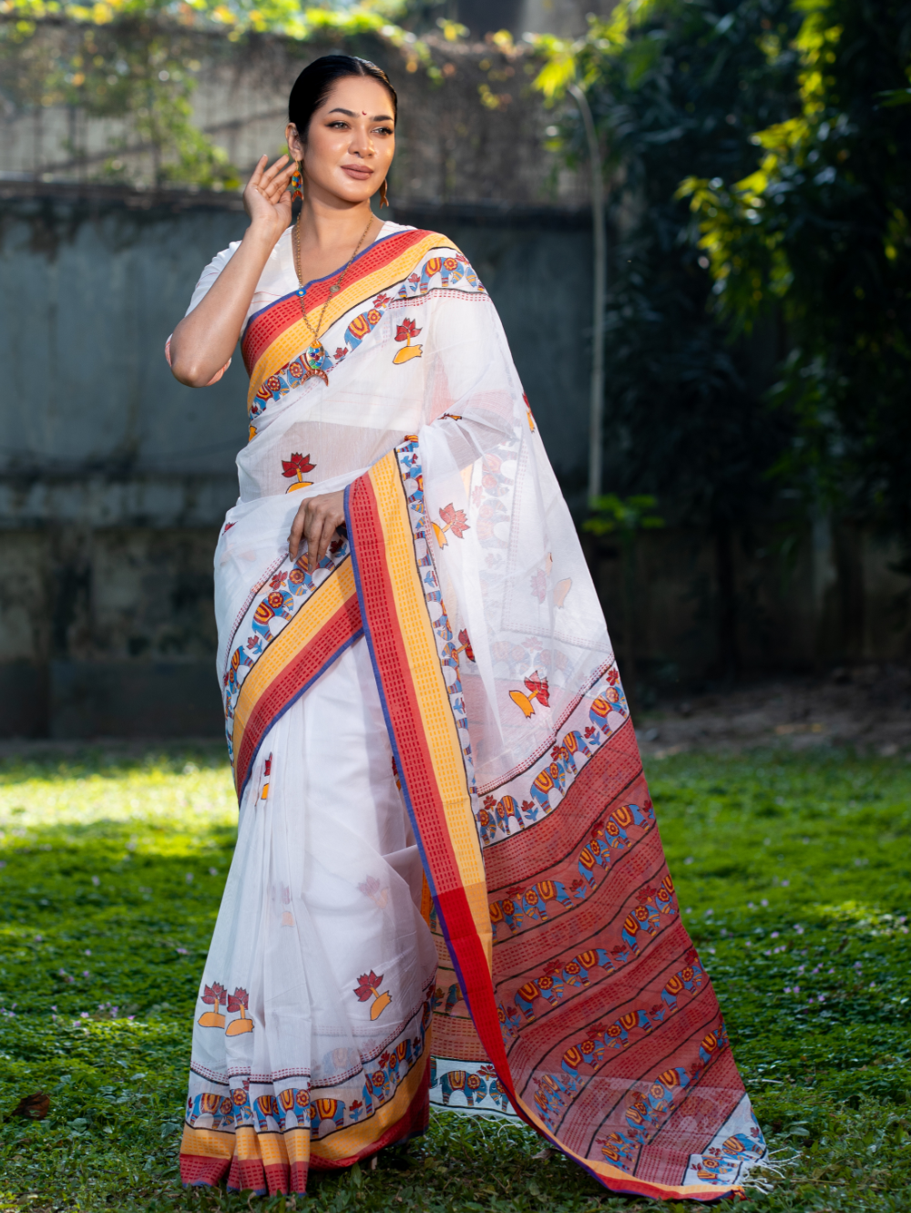 Parbon Saree