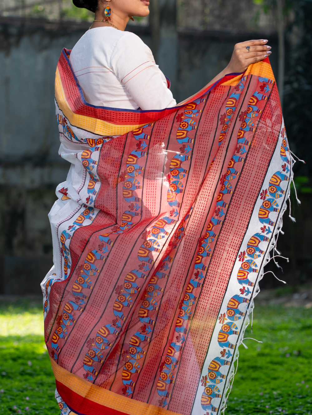 Parbon Saree - Image 4